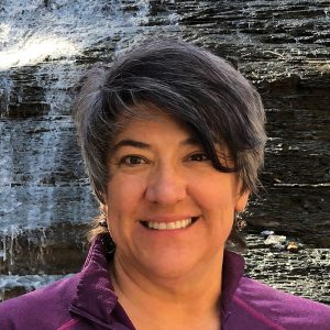 Linda Derkacs (B.A)